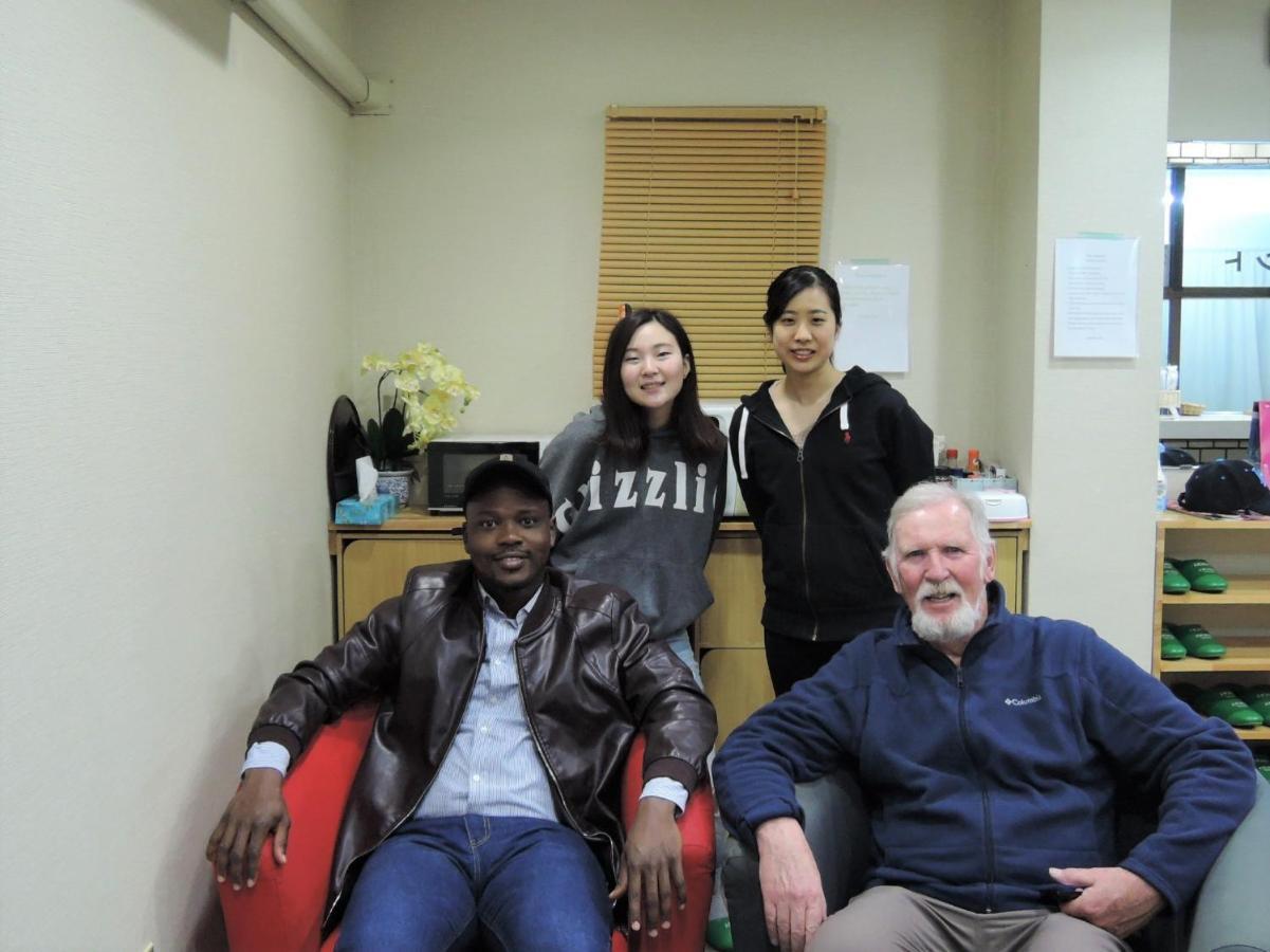 Hotel Lucky / Vacation Stay 3952 Osaka Bagian luar foto